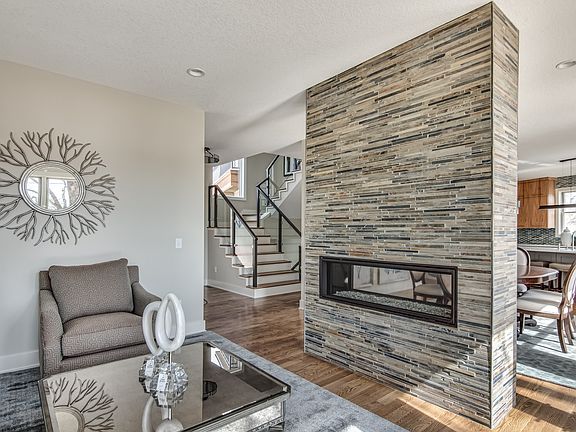 3rd image of 5609 Chowen Ave S