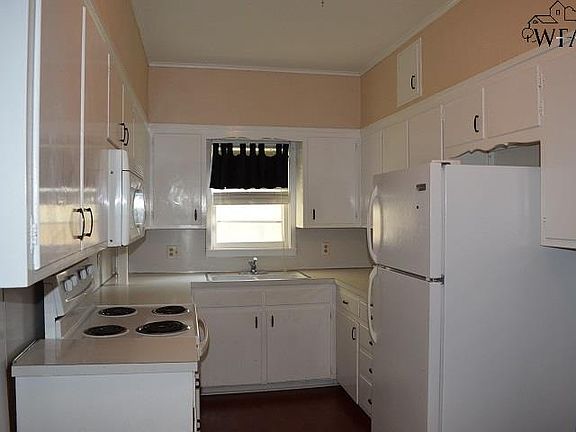 4th image of 604 N Wall St