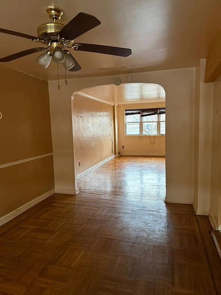 3 bed, 2.5 bath, 1320 sqft, $1,900 — Photo 4