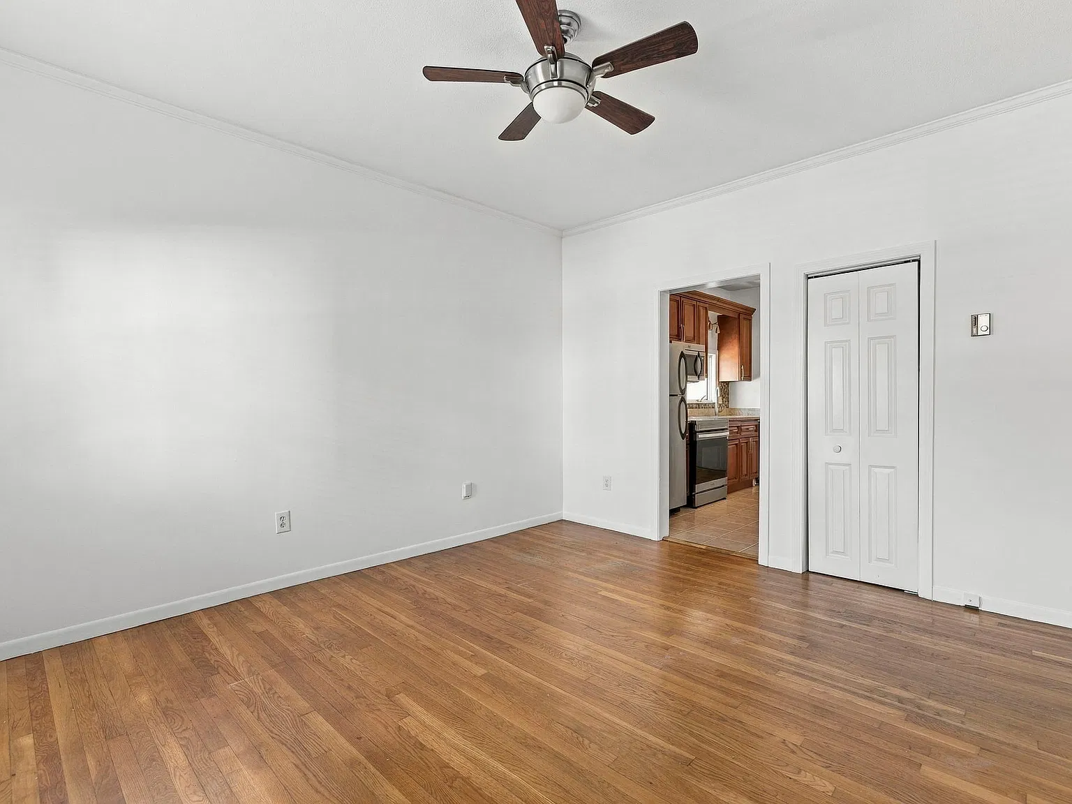 1 bed, 525 sqft, $2,350 — Photo 3
