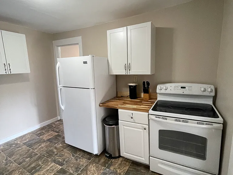 451 Vail Dr — Photo 5
