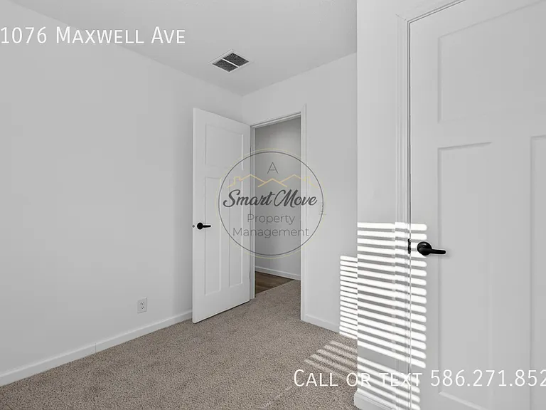 11076 Maxwell Ave — Photo 8