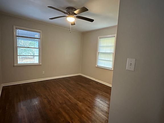 5th image of 141 Hereford St