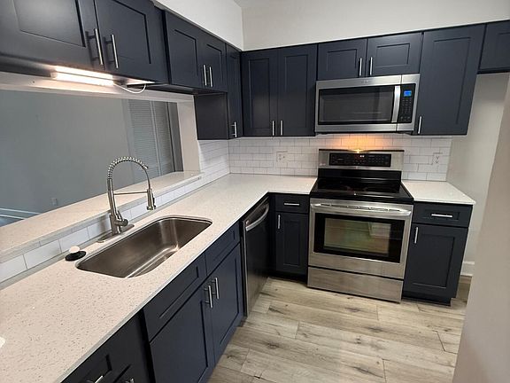 2nd image of 5615 SAN JUAN Avenue #105