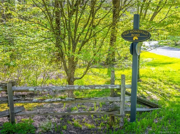 32 Old Homestead Lane, Kent, CT 06757