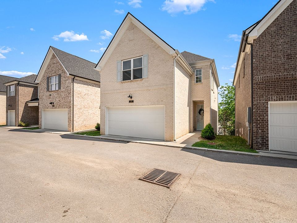 1st image of 2656 Lakevilla Dr #20