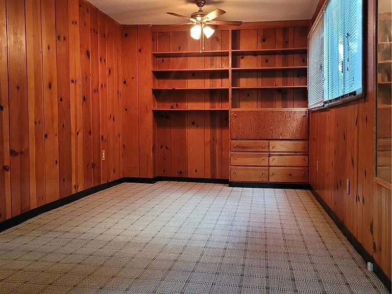 319 E Commonwealth Ave — Photo 12