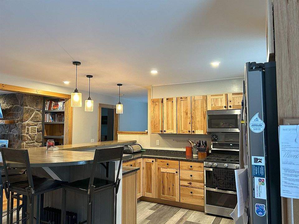 1858 King Hill Road, Readsboro, VT 05350 Zillow