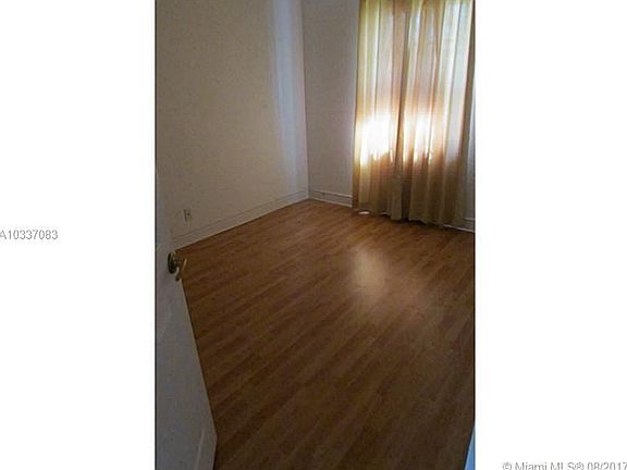 4th image of 9180 NW 40th St