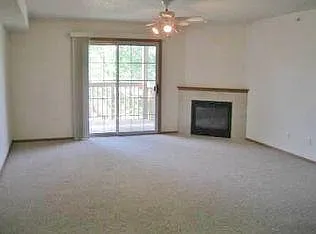 441 Kimberlite St — Photo 2
