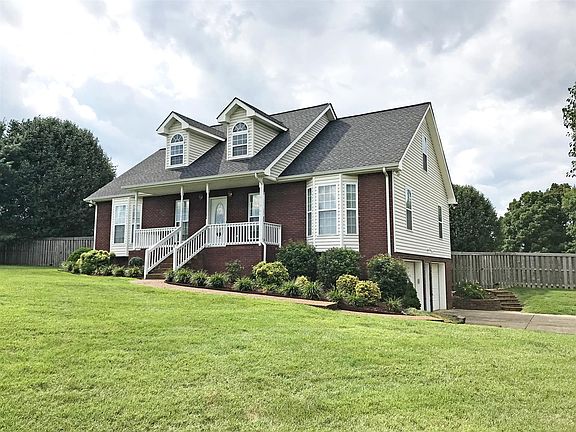 2nd image of 2009 Skyhawk Ct
