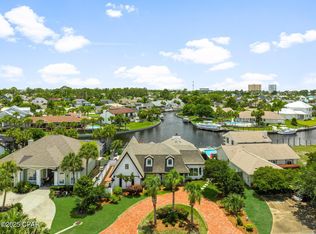 405 Wahoo Rd, Panama City Beach, FL 32408