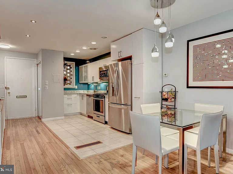 225 G St SW #126 — Photo 7