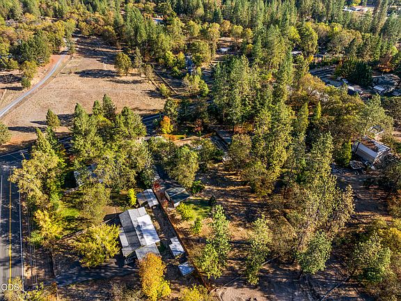 2nd image of 245 Stringer Gap Rd