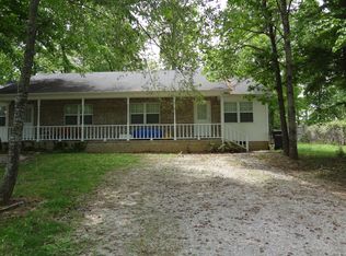 301 Locust Grove Rd #B, Cookeville, TN 38501