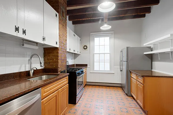 Rented by Nest Seekers International | media 5