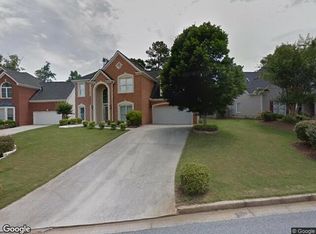 270 Ridge Bluff Ln, Suwanee, GA 30024