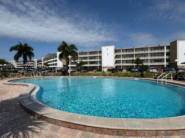 203 Southampton A, West Palm Beach, FL 33417