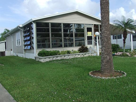 3rd image of 108 Bimini Cay Cir