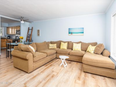 131 MAGNOLIA Street, Atlantic Beach, FL, 32233