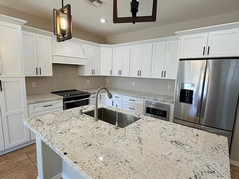 40750 W Colby Dr — Photo 11
