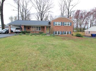 4401 Jackson Pl, Alexandria, VA 22309