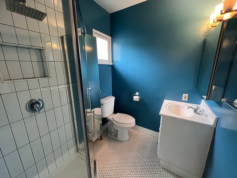 443 Center Blvd — Photo 7