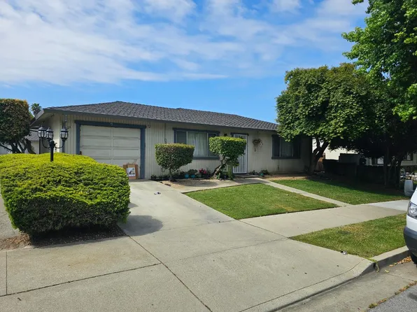 1021 Caputo Ct, Hollister, CA 95023