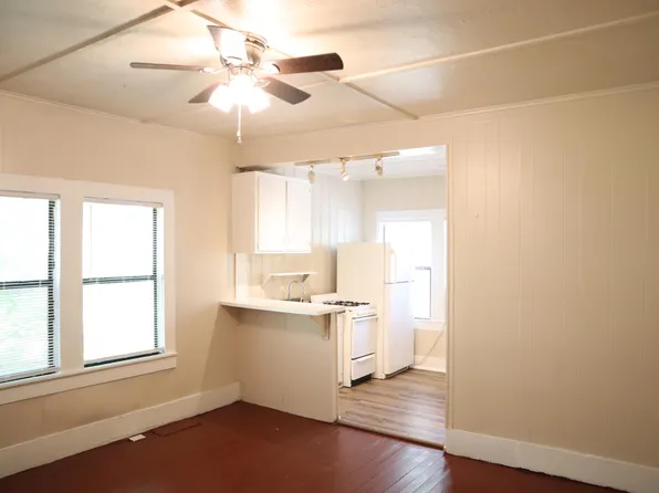 1116 N Bell Ave, Denton, TX