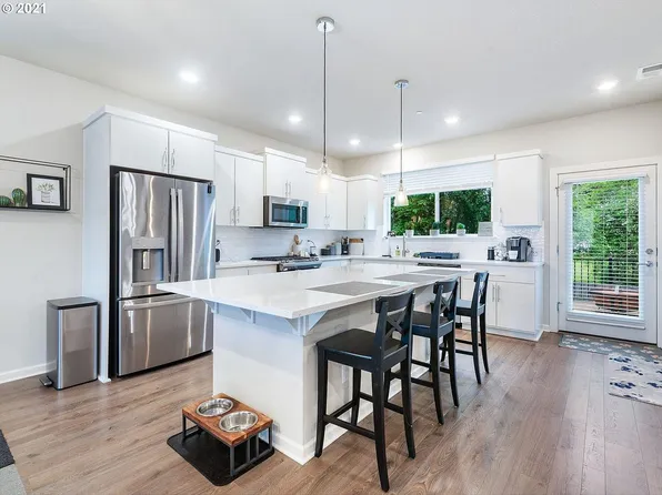 16844 SE Fox Glen Ct, Happy Valley, OR 97015