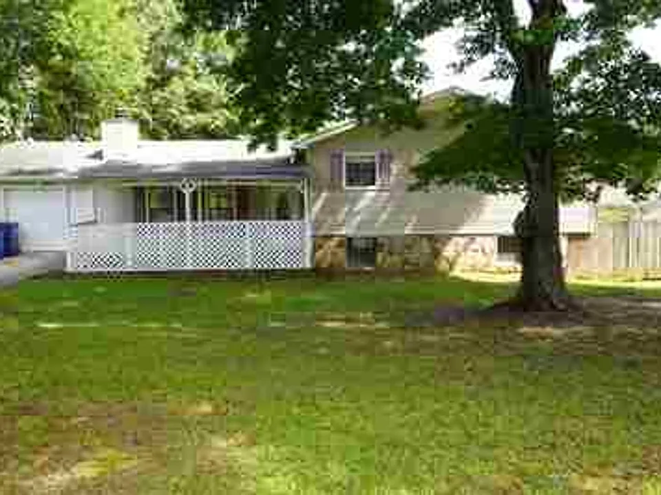 451 Camden Cir