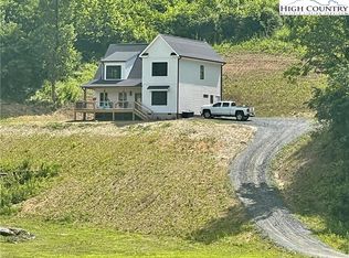 878 Ballou Farm Rd, Crumpler, NC 28617