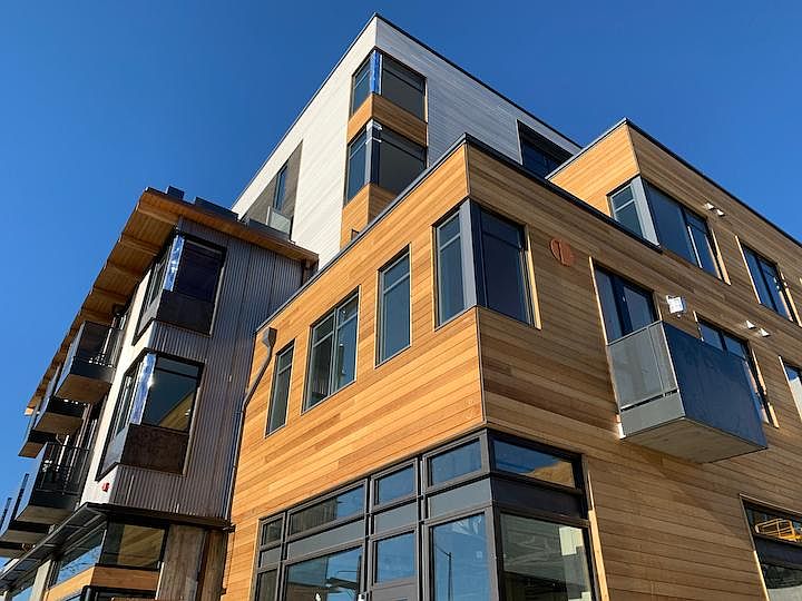 401 Linden. Contemporary residences in the heart of Old Town. Construction completed 2020