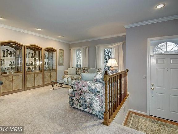 5th image of 4211 Fox Lake Dr