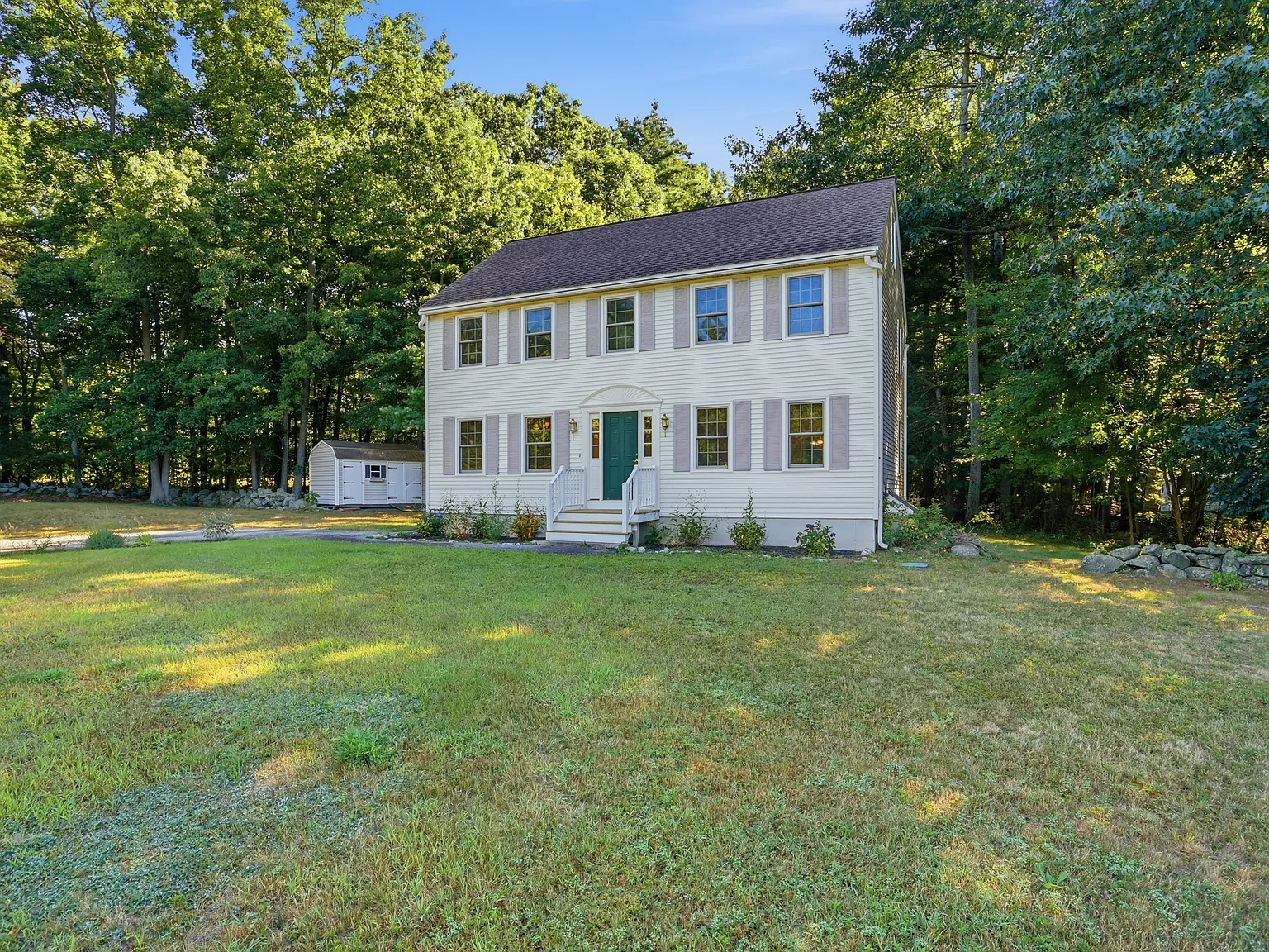 3 bed, 2.5 bath, 1764 sqft, $3,500 — Photo 2