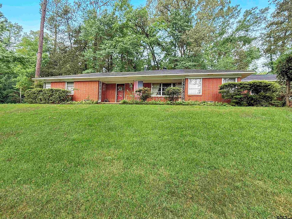 1st image of 107 Lakeside Dr