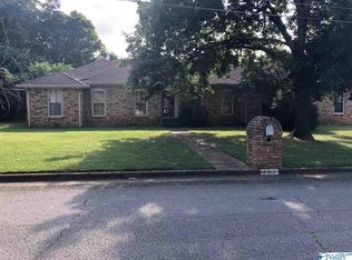 1021 San Ramon Ave SE, Huntsville, AL 35802