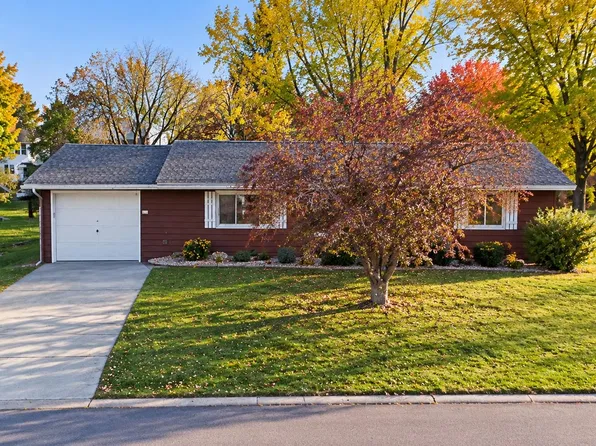 307 E Bluff St, Neshkoro, WI 54960
