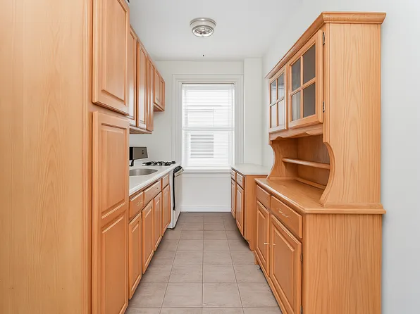 2321 East 24th Street image 19 of 29