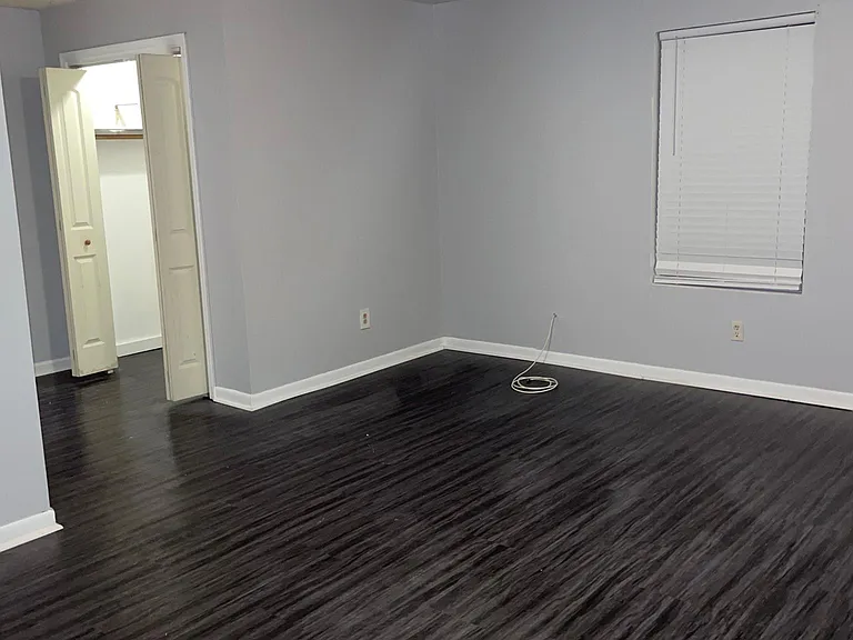 4063 Tara Dr — Photo 33