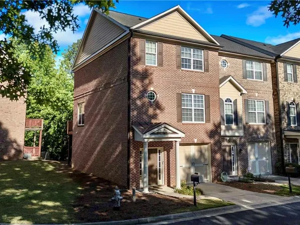 1885 Appaloosa Run Trl, Buford, GA 30519