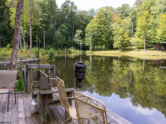 2nd image of 180 Thorpe Mountain Ln