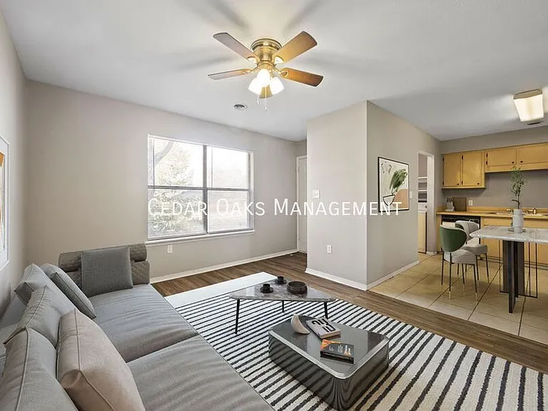 2374 N Raven Ln — Photo 7