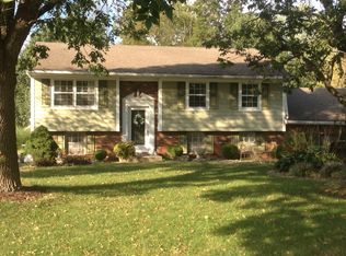 8415 Steelecrest Ln, Troy, IL 62294