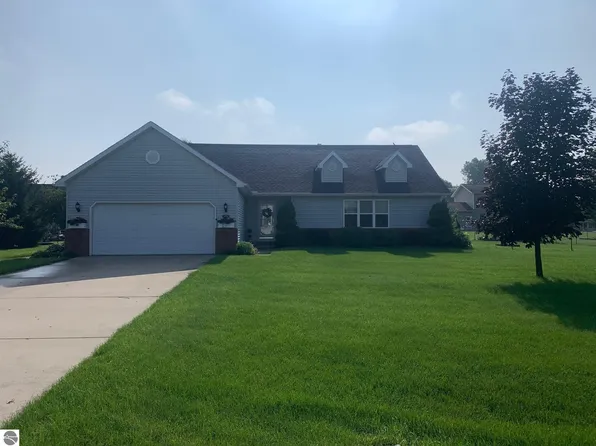 809 S Deer Run, Mount Pleasant, MI 48858