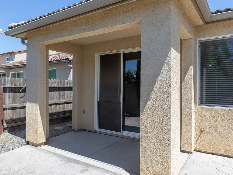 3720 Griffith Ave — Photo 48