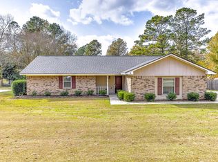 1111 River Bend Rd, Vicksburg, MS 39183