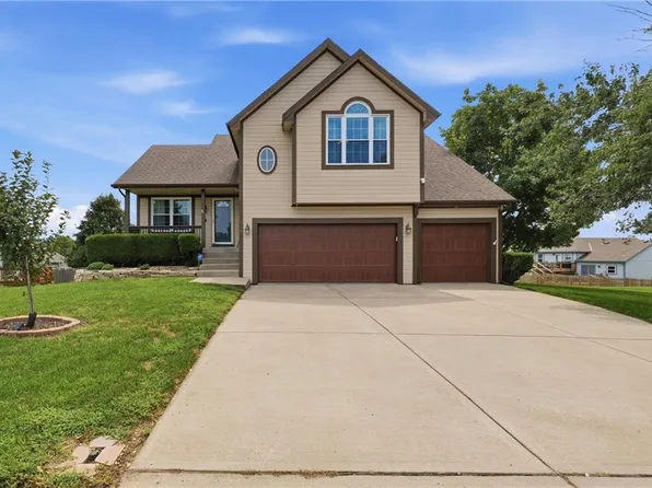 519 Holt Dr, Liberty, MO 64068