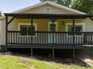 3028 Playmore Beach Rd, Morganton, NC 28655