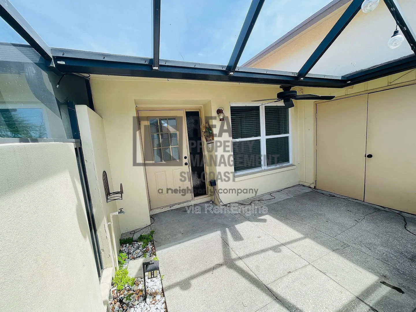 3 bed, 1.0 bath, 897 sqft, $1,400 — Photo 3